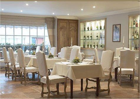 Hotel Salons De Vrede Ichtegem Екстериор снимка