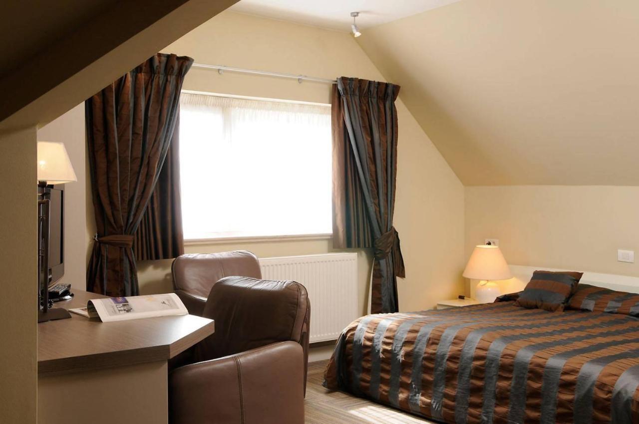 Hotel Salons De Vrede Ichtegem Стая снимка